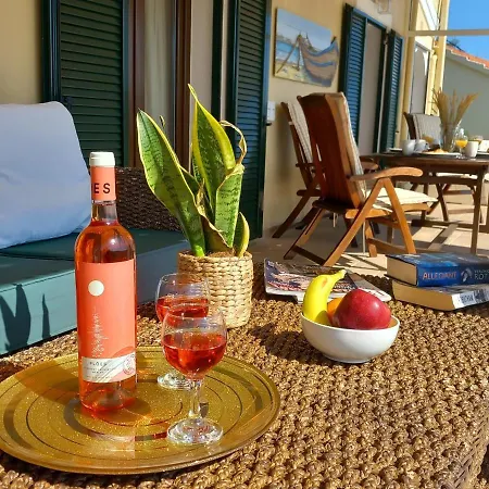 Solaris Methea- Luxury Central Villa By The Castle Kassiopi Esterno foto