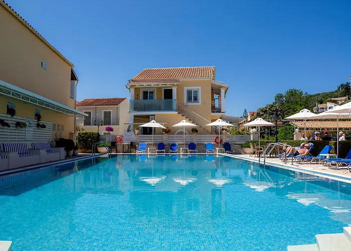 Solaris Methea- Luxury Central Villa By The Castle