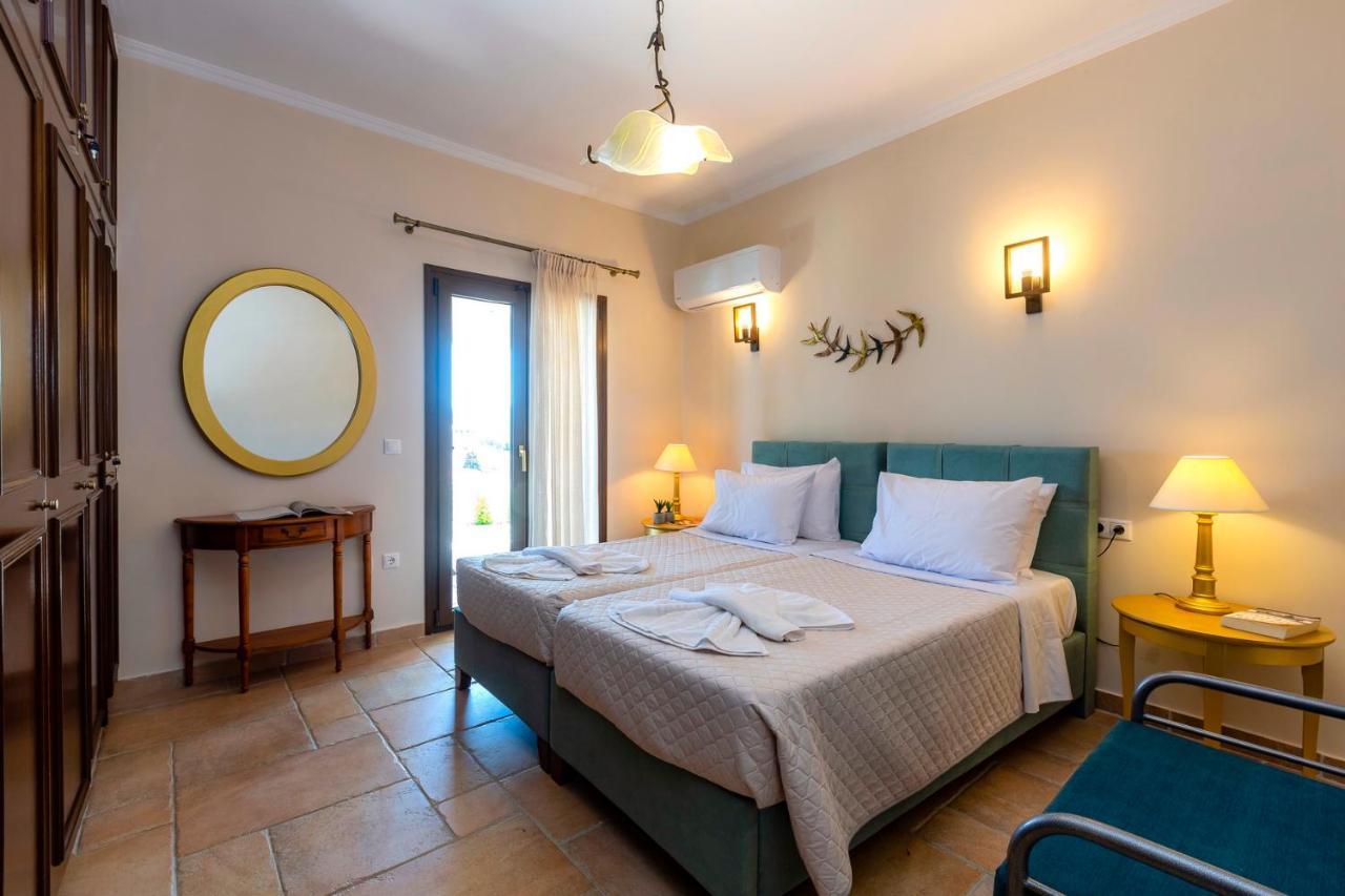 Solaris Methea- Luxury By The Castle Kassiopi