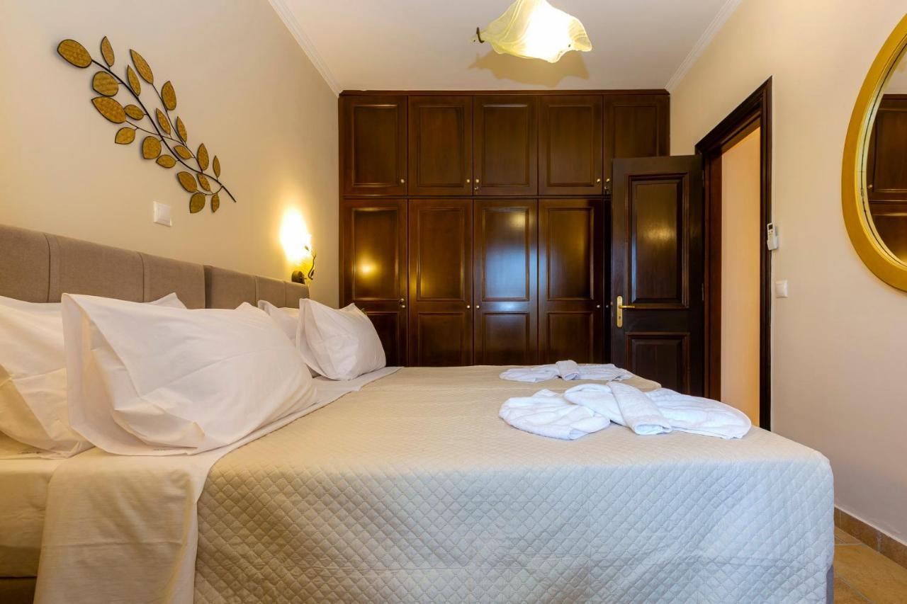 Villa Solaris Methea- Luxury By The Castle Kassiopi