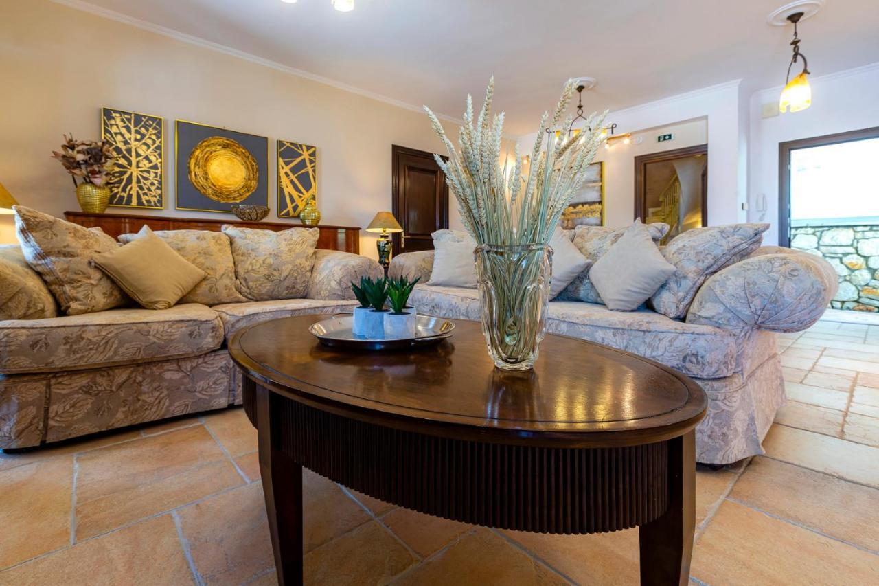 Solaris Methea- Luxury By The Castle * Kassiopi